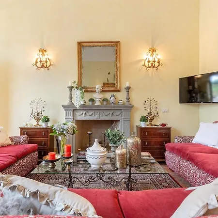 Casa Francesca Lucca